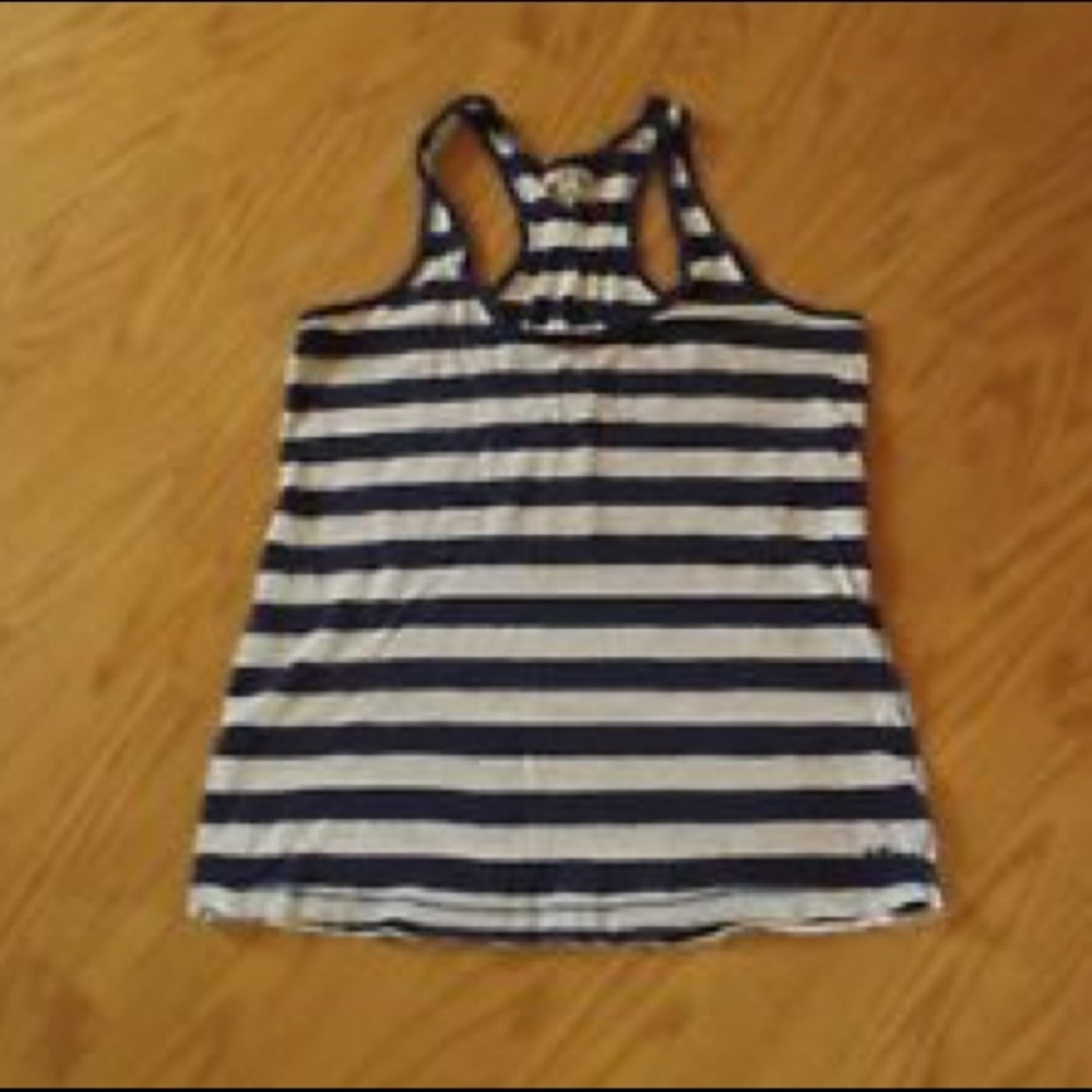 navy/white tank top